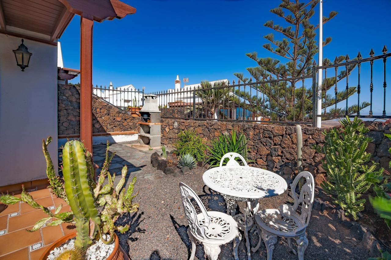 Villa Tías Exteriér fotografie