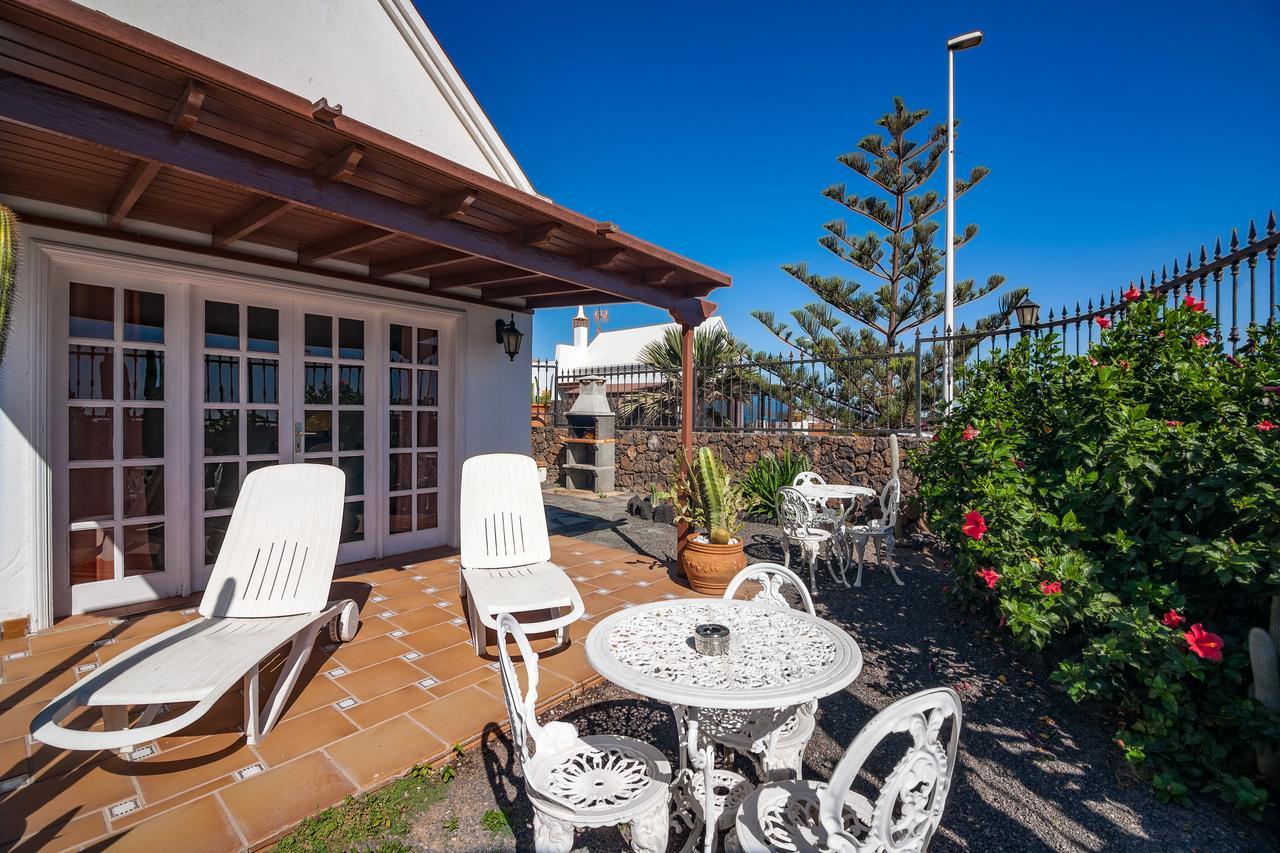 Villa Tías Exteriér fotografie